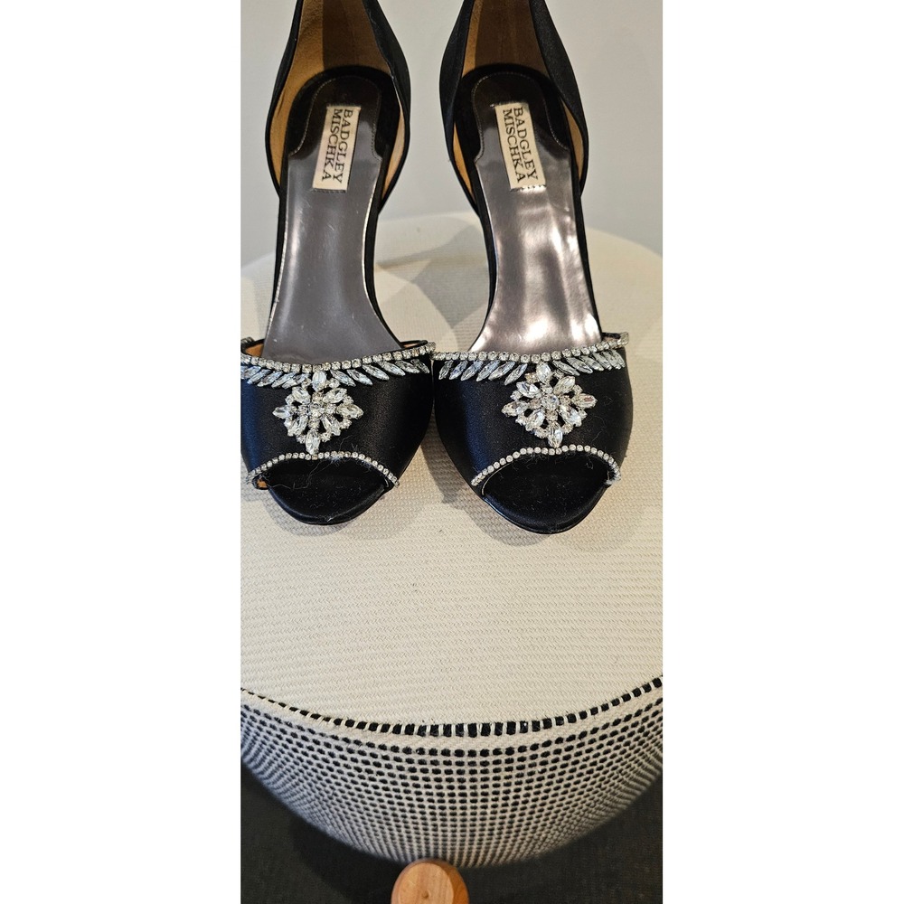 Badgley Mischka Women's Black Satin Rhinestone Embellished Heels Shoes